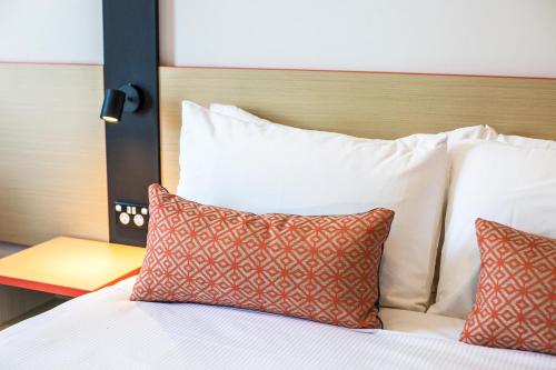 Nightcap at Regents Park Hotel - Hotel Overview
