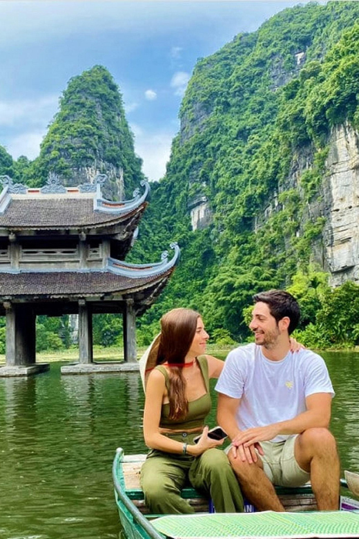 Ninh Binh: Bai Dinh Temple – Trang An Boat Tour – Mua Cave