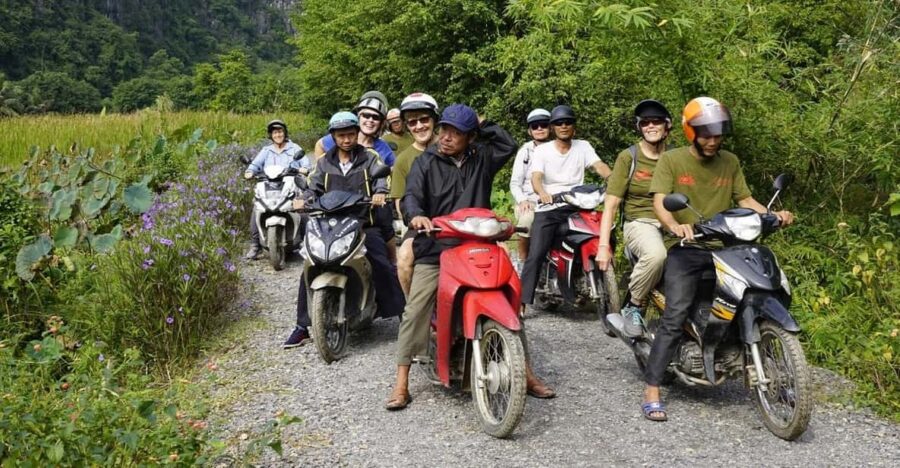 Ninh Binh : Countryside Tour by Motorcycle – Buffalow Riding
