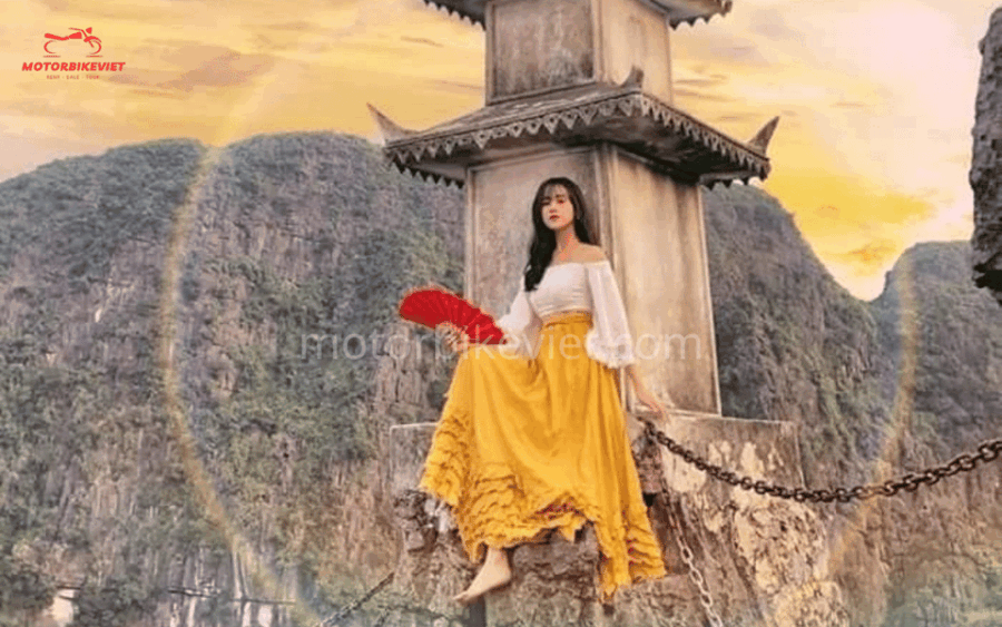 Ninh Binh Tour: Hoa Lu – Trang an 1 Day