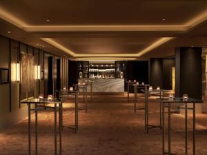 Nobu Hotel London Portman Square - Exceptional Location and Accessibility