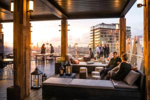 Novotel London Canary Wharf - Hotel Overview