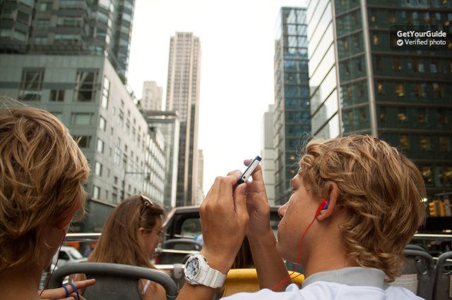 Nyc: Hop-On Hop-Off Bus Tour With Boat Cruise