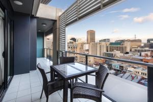 Oaks Adelaide Horizons Suites - Property Overview