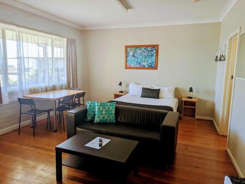 Ocean Drive Motel - Property Highlights
