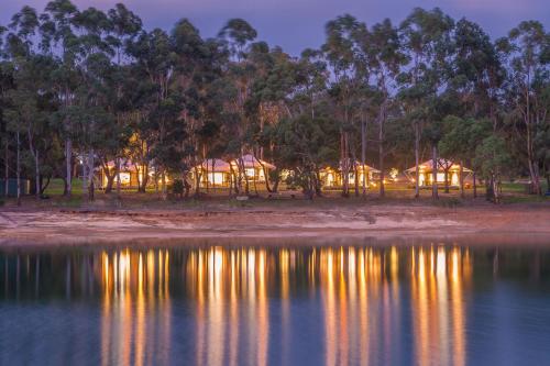 Olio Bello Lakeside Glamping - Accommodation Overview