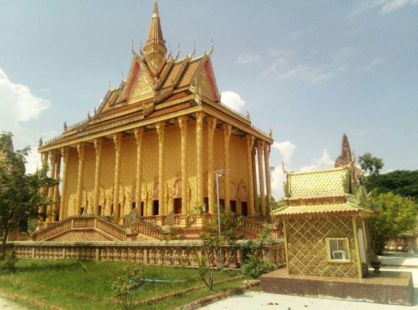 One Day Trip to Phnom Prasit, Udong and Long Vek City