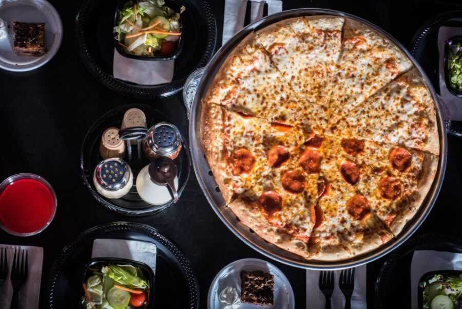 Orlando: The Outta Control Magic Comedy Dinner Show