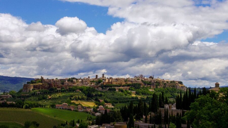 Orvieto: Guided Walking Tour of Underground Orvieto