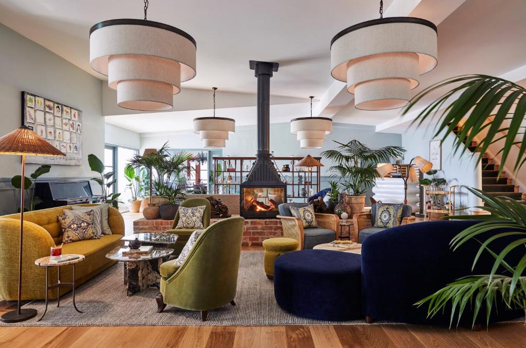 Osborn House Review