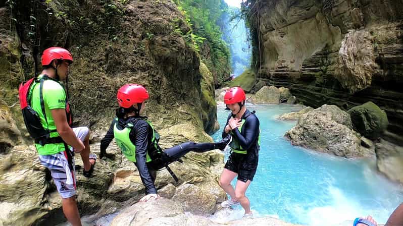 Oslob & Badian: Whaleshark Watching & Kawasan Canyoneering