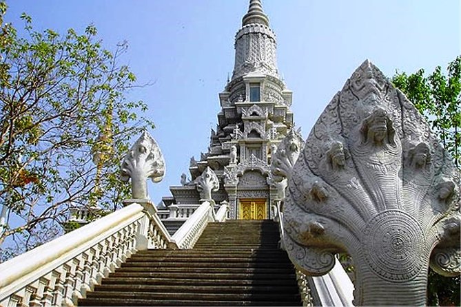 Oudong Mountain Culture & Wellness Experience
