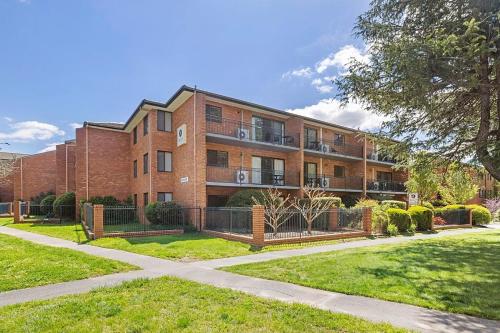 Oxley Court Serviced Apartments - Apartment Overview
