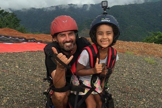 Paragliding Flight Las Terrazas 900 Ft Minimum Guaranteed.