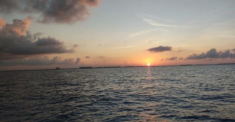 Pdc: Isla Mujeres Catamaran Tour With Snorkeling