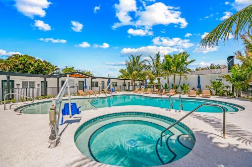 Pelican Post at Anna Maria Island Inn - Hotel Overview