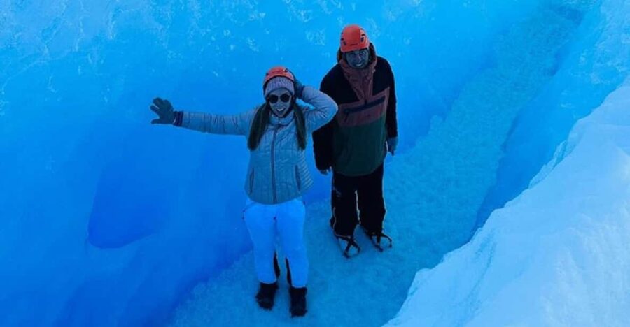 Perito Moreno Full Day Minitrekking With Transfer & Walkways