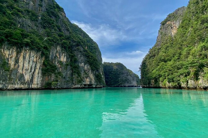 Phi Phi Islands Adventure Day Tour by Speedboat From Krabi
