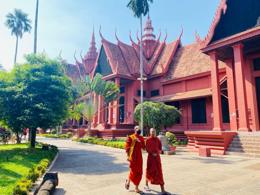 Phnom Penh Full Day Tour Including Sunset Mekong River Boat