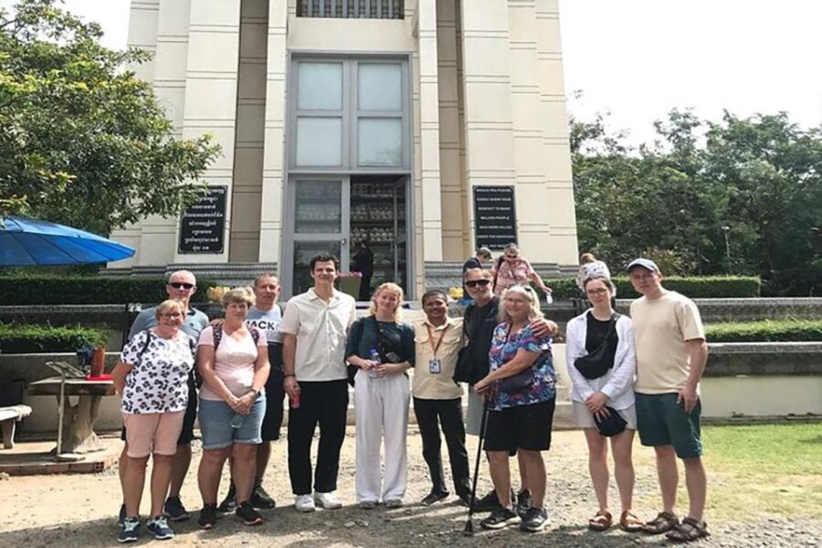 Phnom Penh: Killing Field & Toul Sleng Genocide Museum Tour
