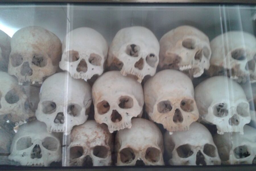 Phnom Penh: Killing Fields and Prison S21 Bus Tour