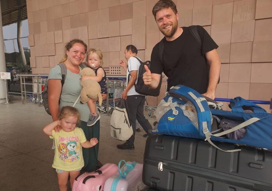 Phnom Penh: Private Airport Transfer From/To Hotels