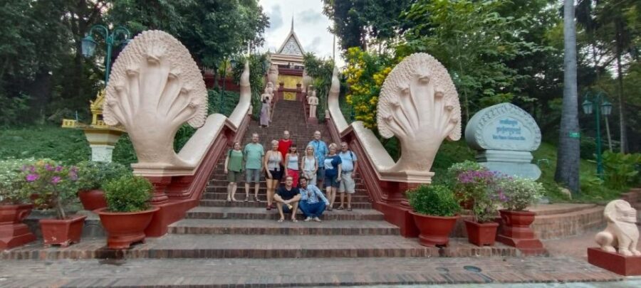 Phnom Penh: Private City Tour by Tuk-Tuk With 10 Highlights