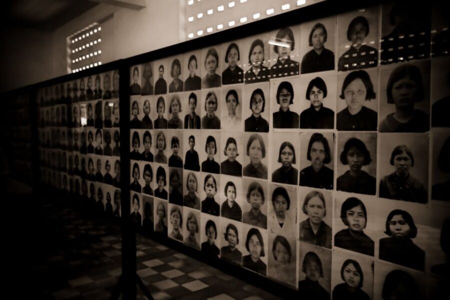 Phnom Penh Private Tour Tuol Sleng & Choeng Ek Killing Field