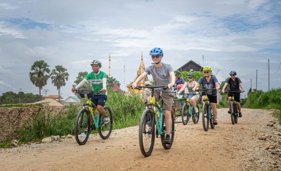 Phnom Penh: Silk Islands Half-Day Bike Tour - Tour Overview