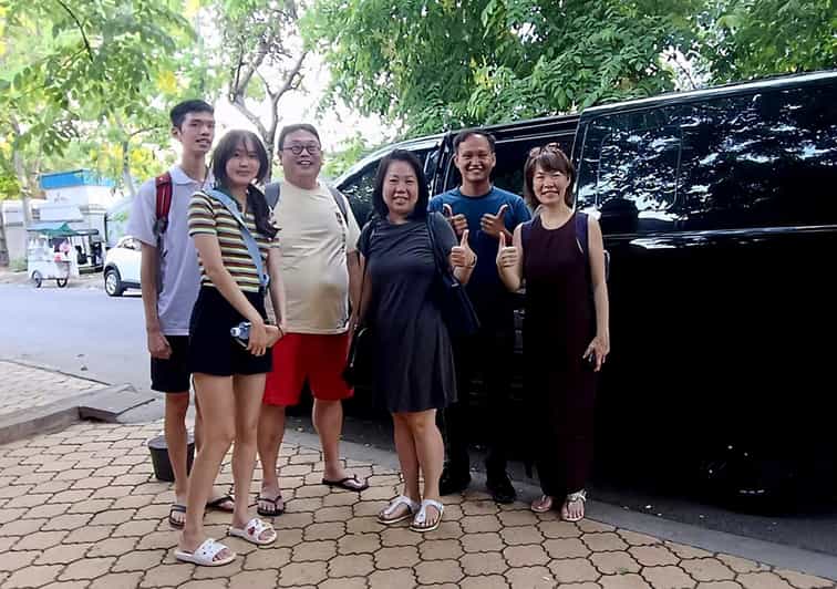 Phnom Penh to Sihanoukville by Private SUV / Minivan Taxi