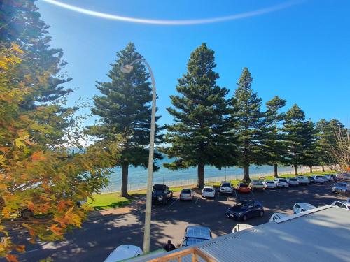 Pier Hotel - Overview and Location