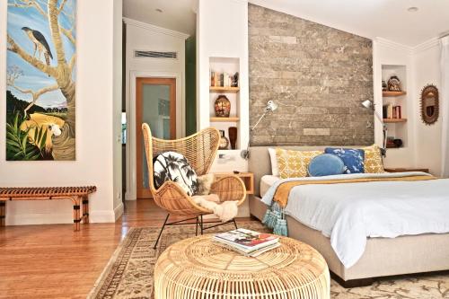 Pineapple Petes Beach House - Property Overview