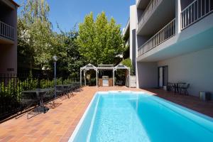 Pinnacle Apartments - Property Overview