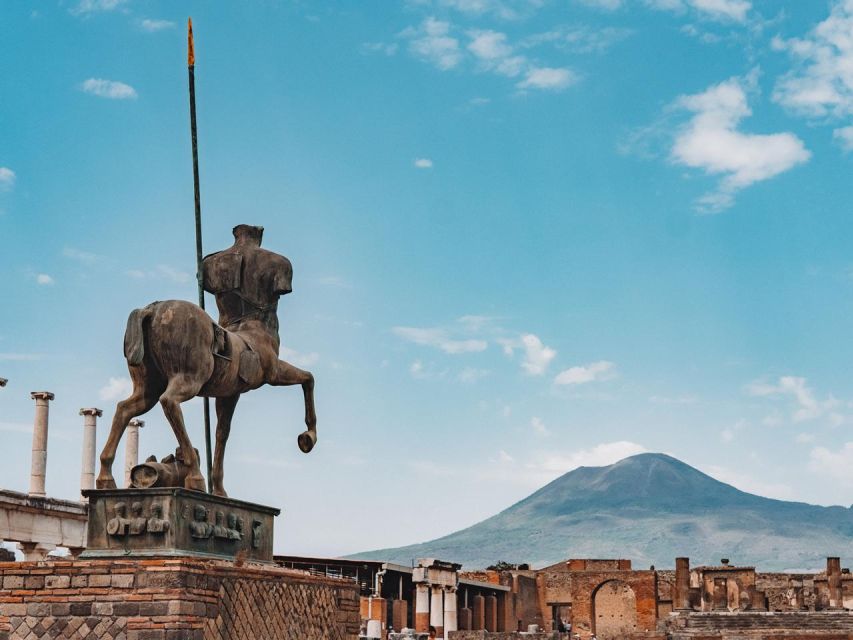 Pompeii, Herculaneum and Vesuvius Tour