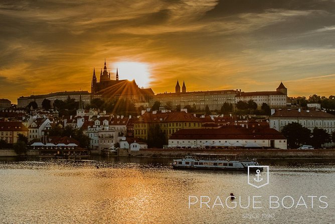 Prague Boats 1-hour Cruise - Cruise Overview