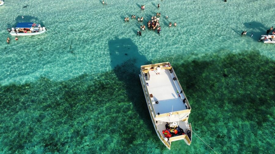 Premium Snacks and Open Bar on the Catamaran