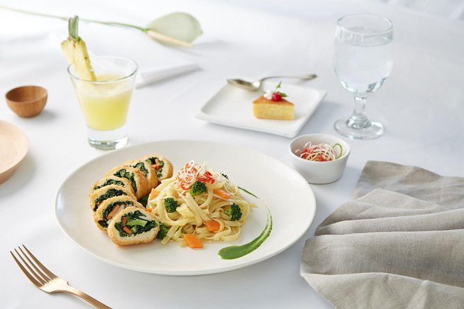 Private 6-Course Romantic Candlelight Dinner Overlooking Ubud Valley - Menu Options and Sample Dishes