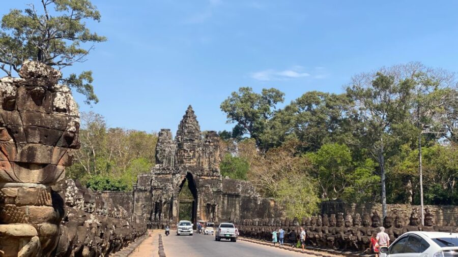 Private Angkor Wat and Jungle Temple Tour