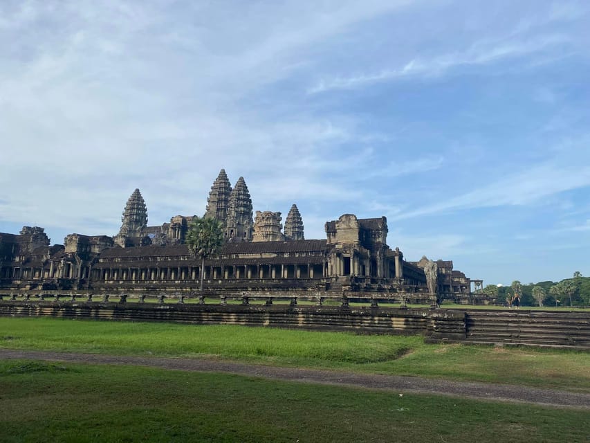 Private Angkor Wat Discovery Full Day Tour