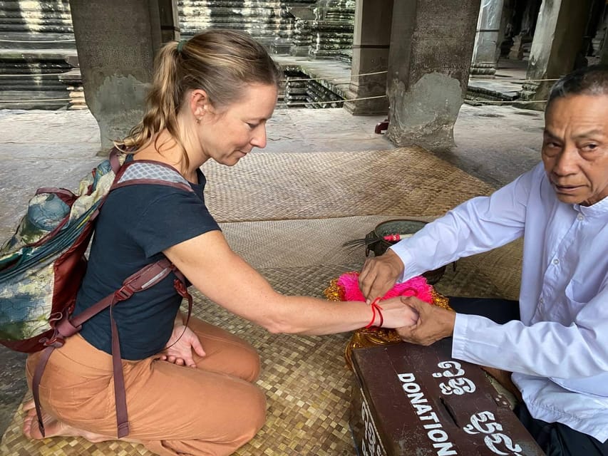Private Angkor Wat Sunset Tour With Lunch and Snack Included