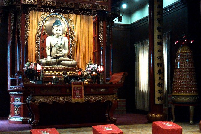 Private Customized Tour: Shanghai in One Day