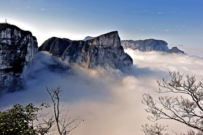 Private Day Tour of Tianmen Mountain With Skywalk