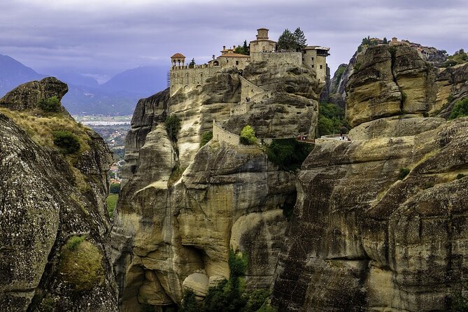 Private Day Tour to Meteora From Thessaloniki Without Guide.
