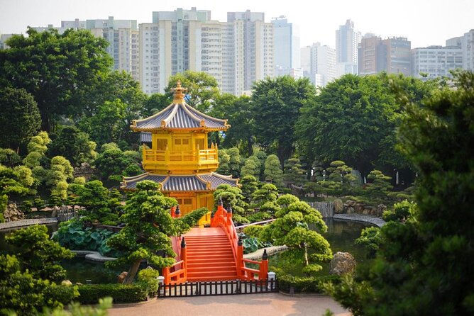 Private Full Day Sightseeing Tour of Kowloon in Hong Kong