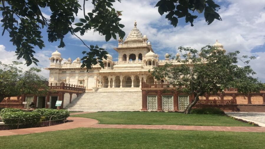 Private Jodhpur Half Day Sightseeing Tour Driver and Car