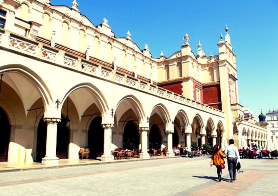 Private Krakow Old Town Golf Cart Tour With Audio-Guide - Tour Overview