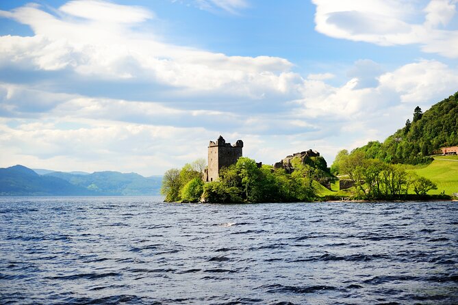 Private Loch Ness & Highlands Day Tour in Luxury Mercedes Minivan