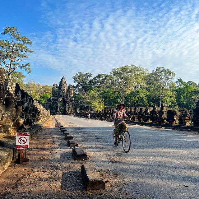 Private Luxury Angkor Wat Sunrise & Siem Reap City Tour - Tour Overview and Details