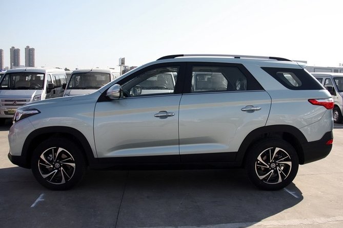 Private Round-Trip Transfer:Chengdu Shuangliu Airport or Chengdu