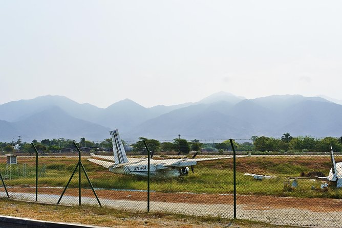 Private Shuttle Service From Santa Marta Airport to Hotel in Santa Marta